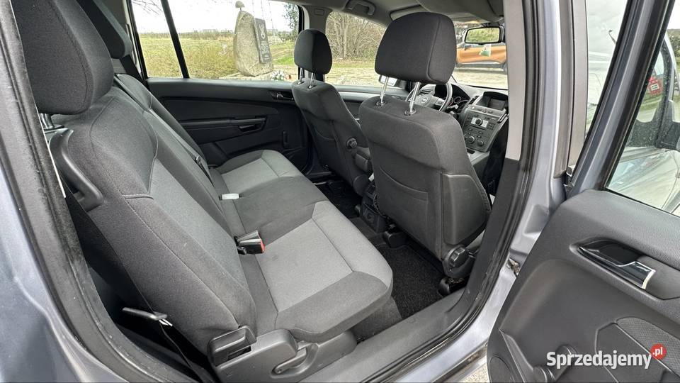Raty 18 benz 140 7 osobowy Klima Alufelga MP3 Zafira sprzedam