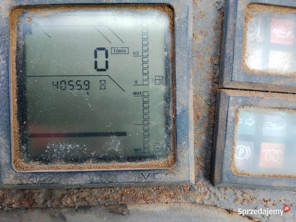 MASZYNA KOMUNALNA WIELOFUNKCYJNA lm trak 385