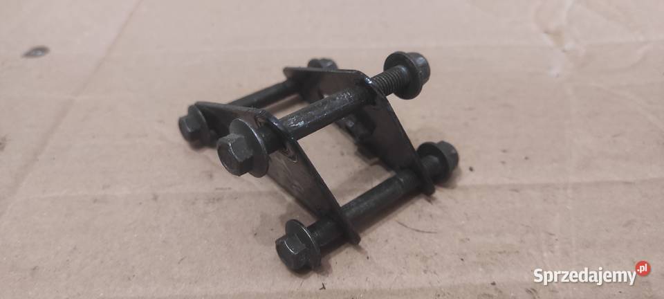 Suzuki LT 50 mocowanie silnika