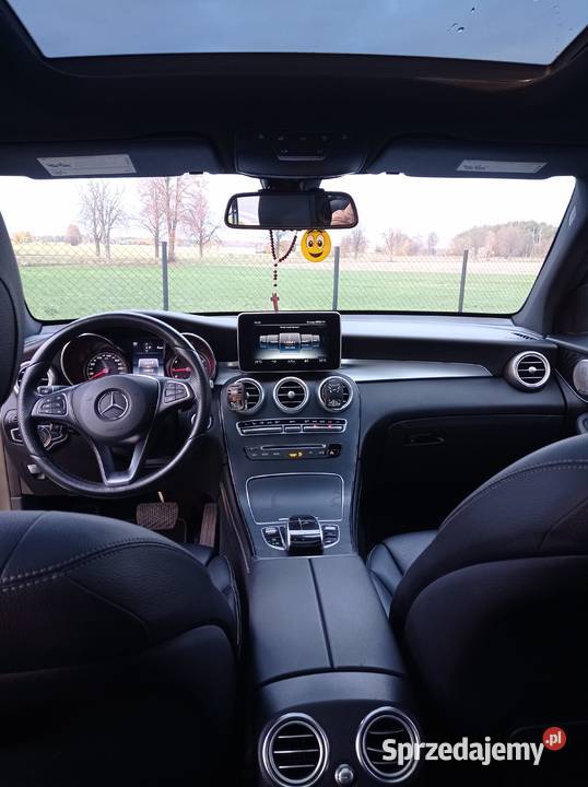 Sprzedam Mercedesa GLC300 4x4 20l benzyna 245 mazowieckie Międzyleś sprzedam