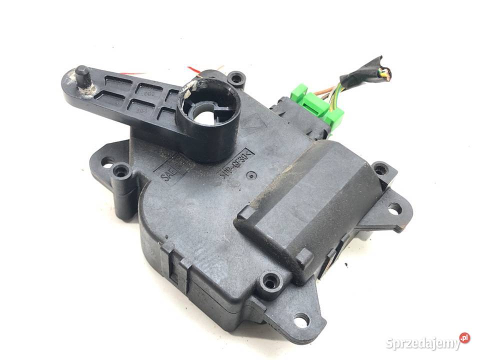 SILNICZEK NAGRZEWNICY MAZDA 1138003000 CX9