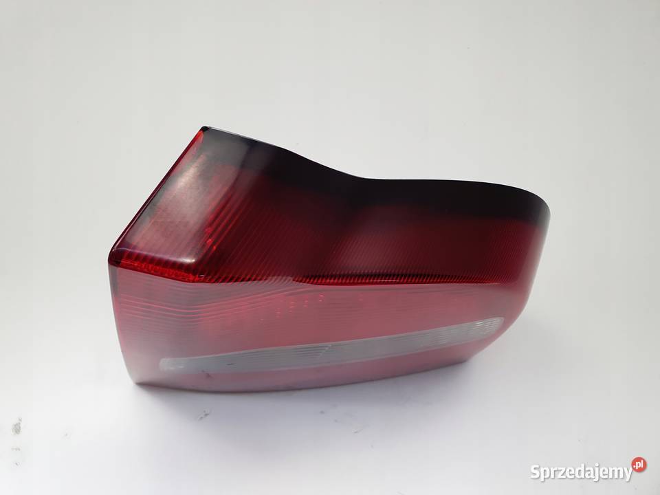 LAMPA PRAWA Volvo S80 I 9804r TYLNA prawy tył Rudka