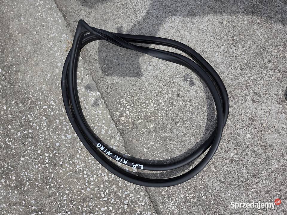 KIA NIRO I USZCZELKA DRZWI LEWY PRZOD 17R Pozostałe Łochowice