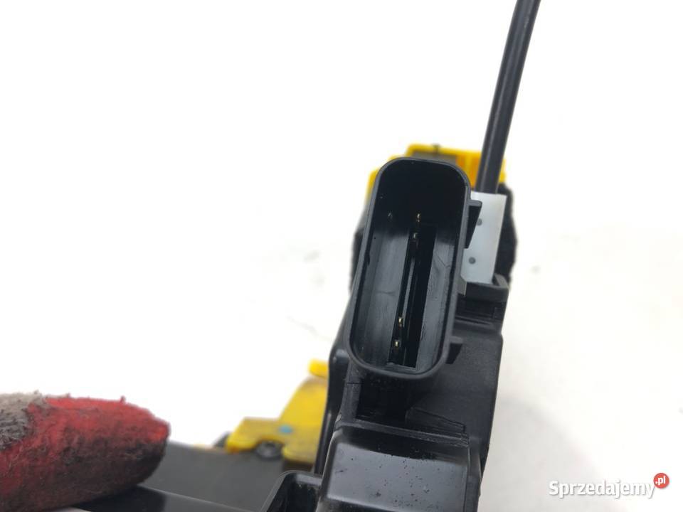 ZAMEK DRZWI PRAWY PRZÓD KIA CEED Kombi