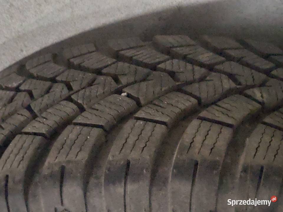 felgi 16 VW OE z oponami zimowymi Falken Warszawa