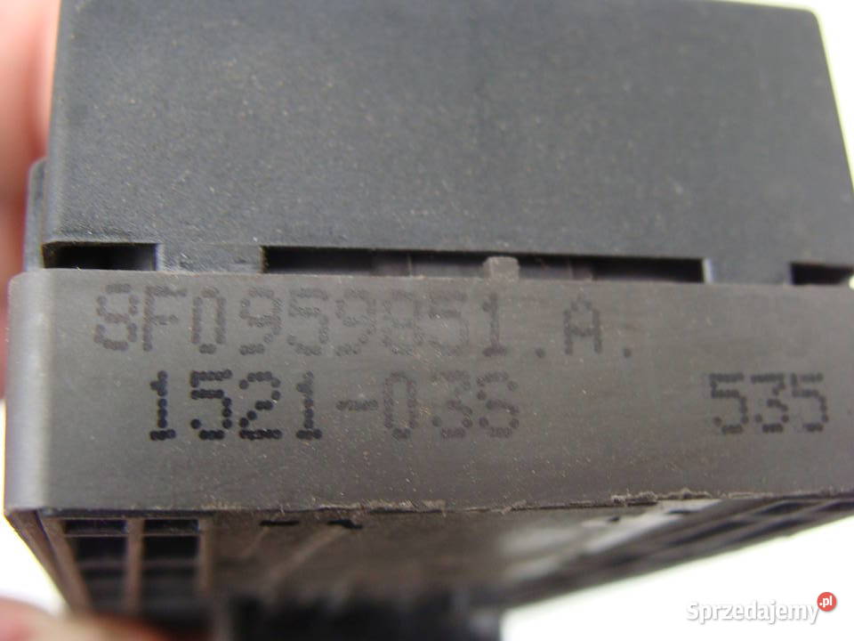 AUDI A5 CABRIO PANEL SZYB PRZEŁĄCZNIK 8F0959851A Goleniów