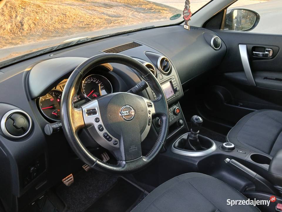 NISSAN QASHQAI 20 BENZYNA 141KMP104kW 4X4 NAPĘD sprzedam