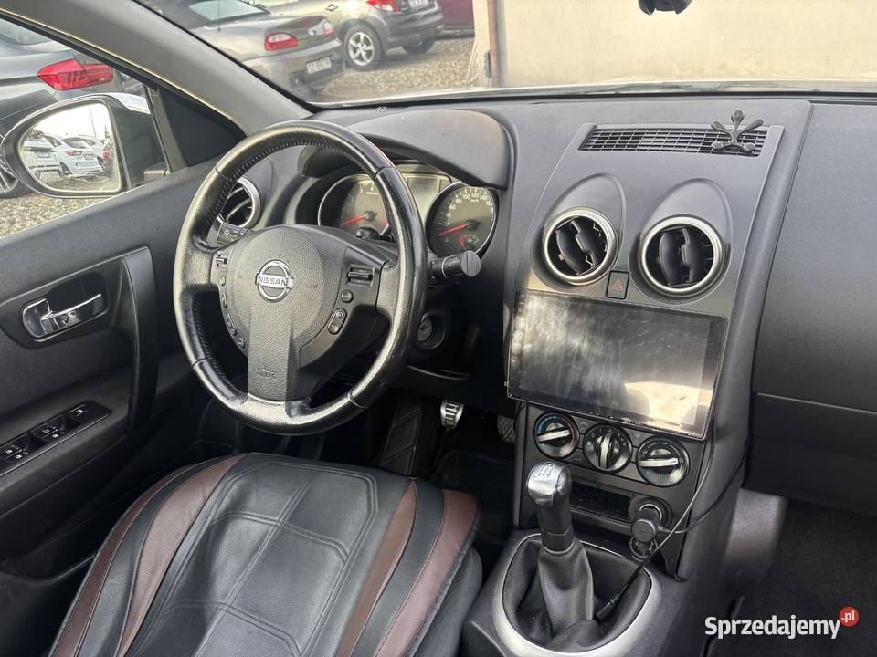 Nissan Qashqai nieuszkodzony Paniówki