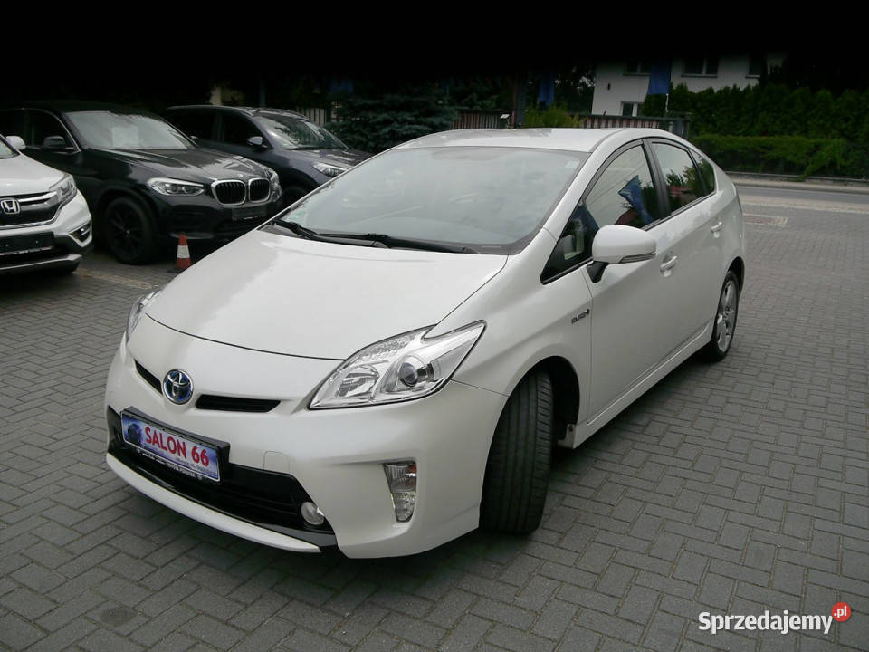Toyota Prius 18 Navi kamera 100bezwypadkowy Stan ogranicznik prędkości Prius Częstochowa