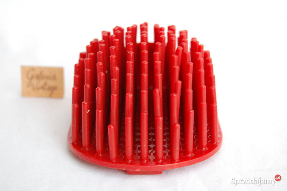 Czerwony jeż na kredki przybornik na biurko PRL Lublin