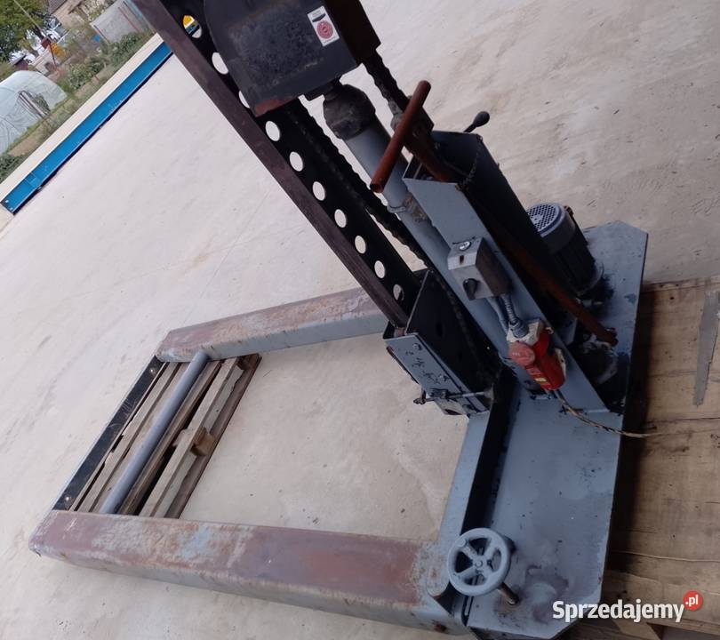 PODNOŚNIK NOŻYCOWY HYDRAULICZNY DDR 2 tony Narzędzia warsztatowe lubuskie Strzelce Krajeńskie sprzedam