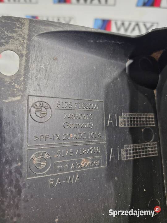 BMW 7 F01 F04 OSŁONA ŚRODKOWA TYLNA 7185000 osobowe