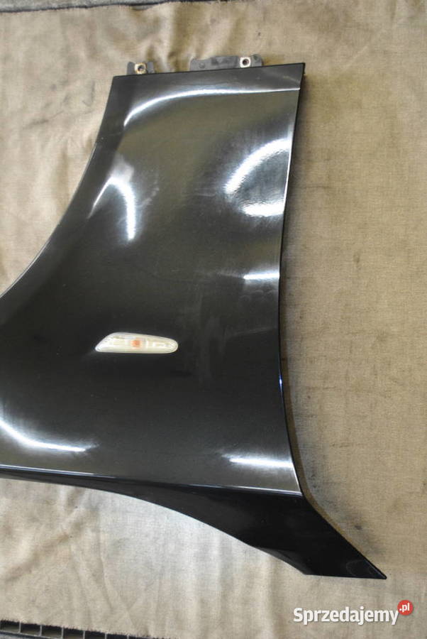 Błotnik przedni prawy BMW E60 E61 PRZEDLIFT Błotniki Poręba sprzedam