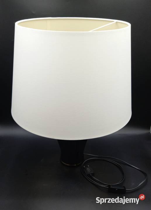 Lampa na czarnej ceramicznej nodze Wrocław
