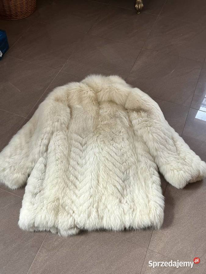 Futro z lisa polarnego 38 M Łowęcin