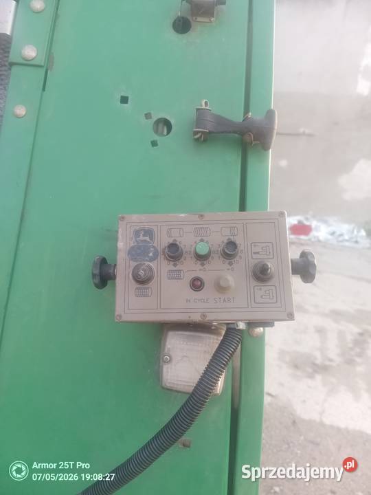 Prasa John Deere 582 model 2009 Prudnik