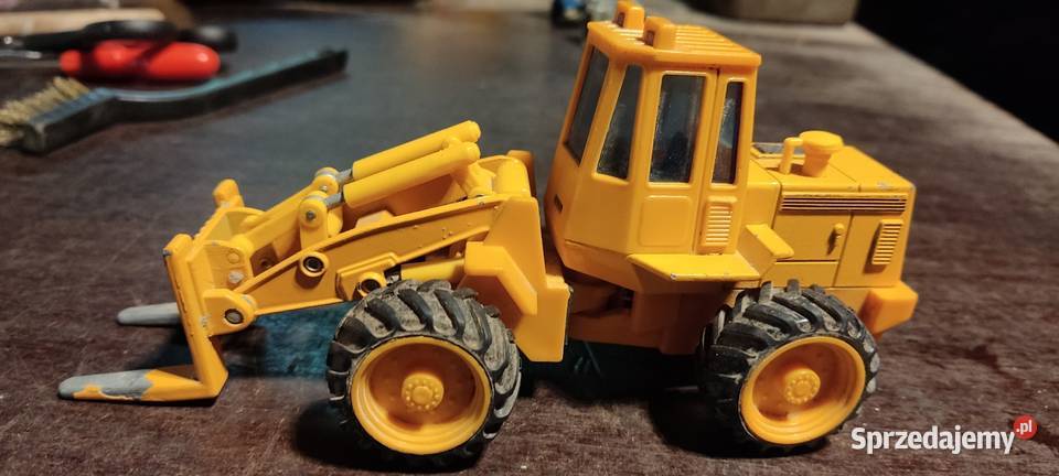 Ładowarka z widłami skala 164 2649 Stalowa Wola