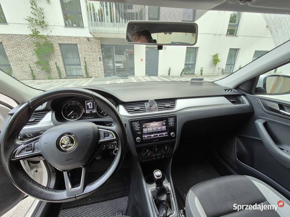 Skoda RAPID Rapid 10 TSI 110 2018 alufelgi 17 nieuszkodzony Kielce