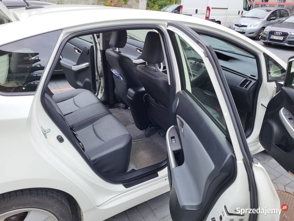Toyota Prius III hybryda 18 2015r 130KM Warszawa sprzedam