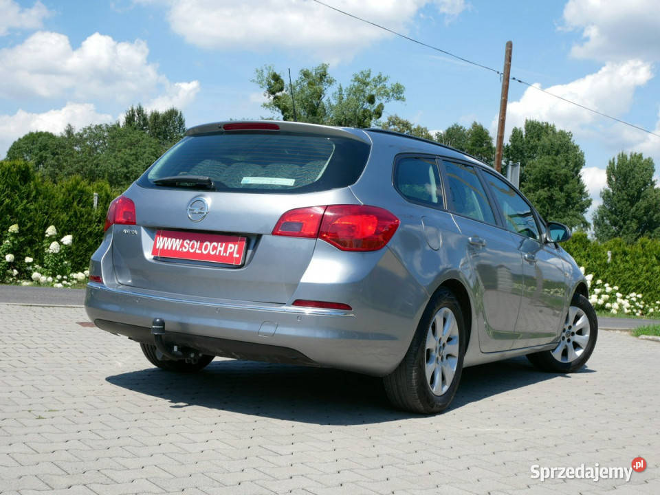 Opel Astra 14 100 Gaz LPG Eu5 Kombi Enjoy Rok produkcji 2014 śląskie Goczałkowice-Zdrój