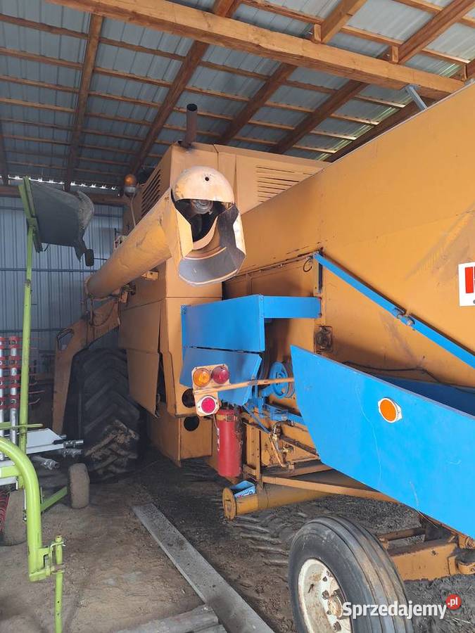 kombajn zbożowy Biały Dwór