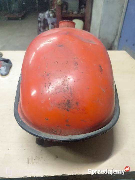 Zbiornik paliwa motorynka komar Tłumiki