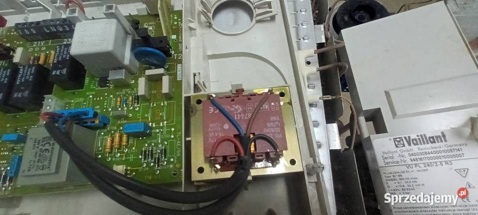 Piec gazowy Vaillant VU 24025 R3 jednof otw kom