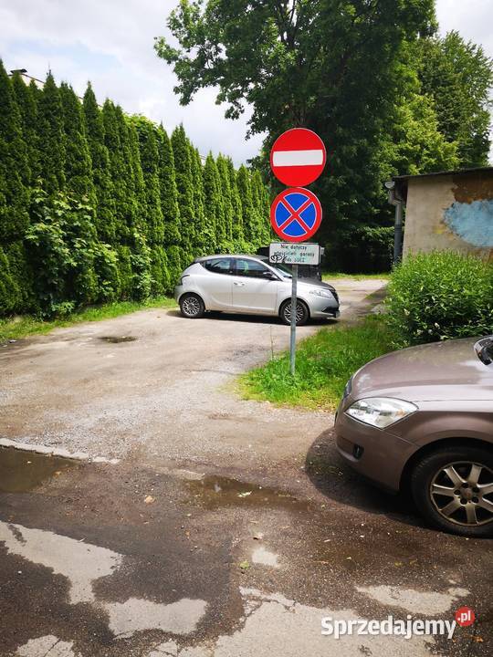 Garażmagazyn murowany w BielskuBiałej do Wynajem Bielsko-Biała