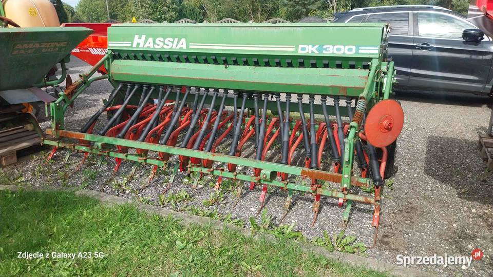 Siewnik AMAZONE D825 Super 25m Ścieżki centralny