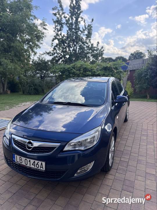 Opel astra j 14 turbo LPG radio