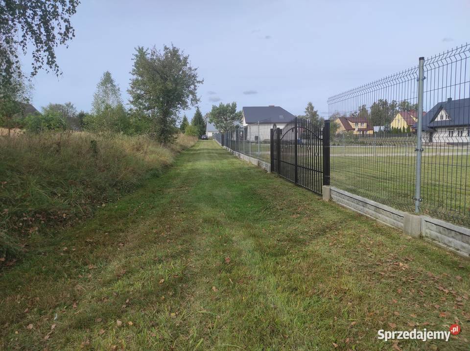 Dwie działki budowlane ogrodzone Płaska 16326 Zambrów