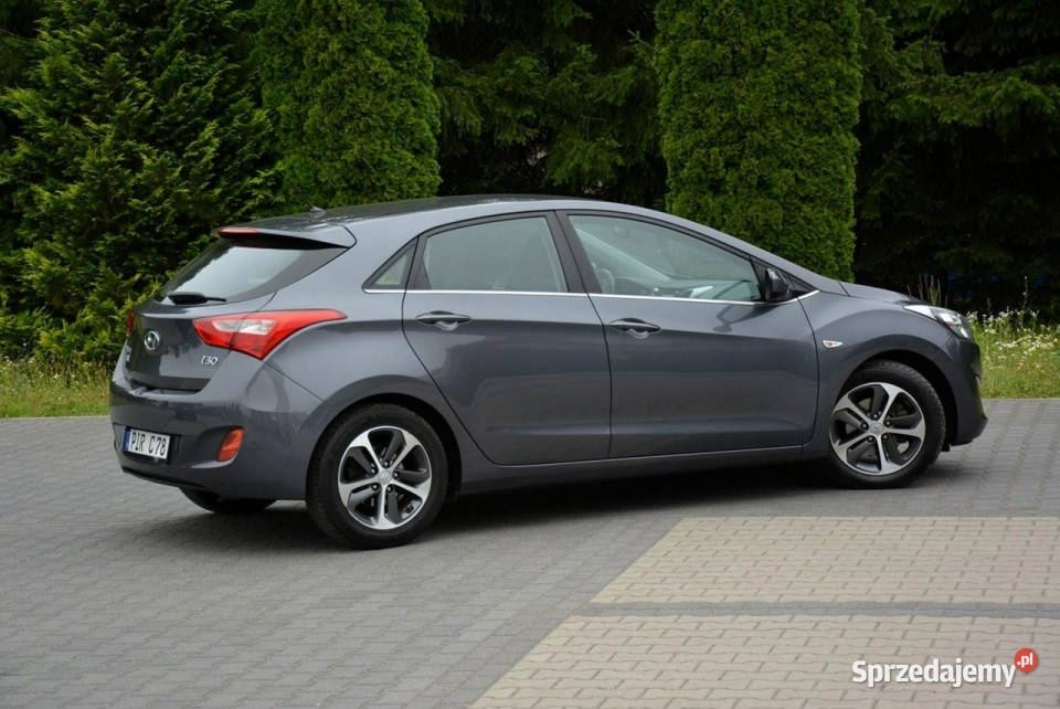 Hyundai i30 Lift 102 przebieg Duża Navi Kamera gniazdo USB Ostrów Mazowiecka sprzedam
