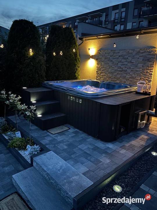 Akrylowa Balia Kąpielowa z Przedłużoną Zabudową