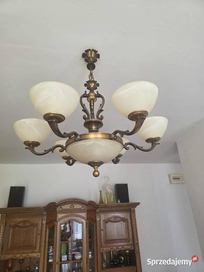 Sprzedam mosiezny zyrandol Dom i Ogród