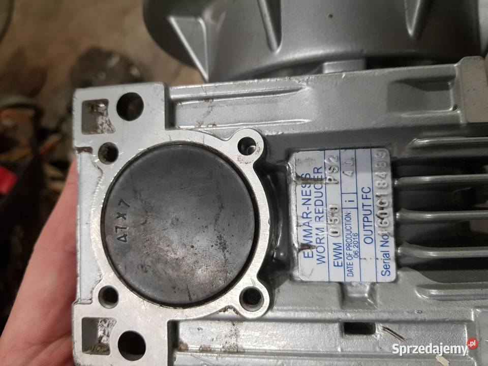 Silnik przekładnia motoreduktor podajnika Silniki Części do elektronarzędzi sprzedam