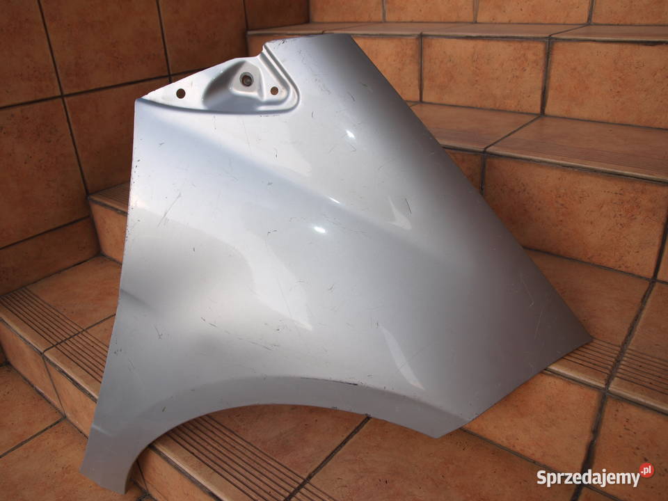 Mercedes A klasa W169 błotnik prawy przód 2004 Kalisz sprzedam