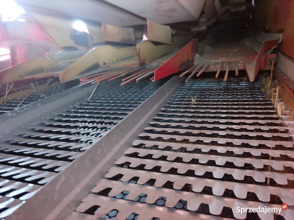 Massey Ferguson 330 kombajn sampo Massey Ferguson Zbożowe Ponikła