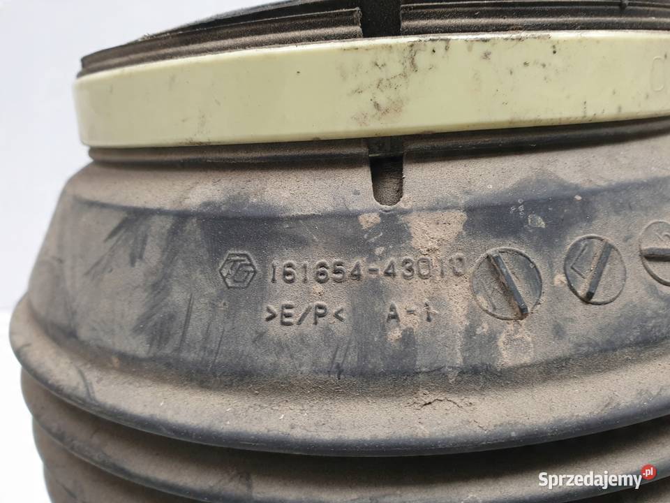 Land Cruiser 150 PRAWA PODUSZKA ZAWIESZENIA