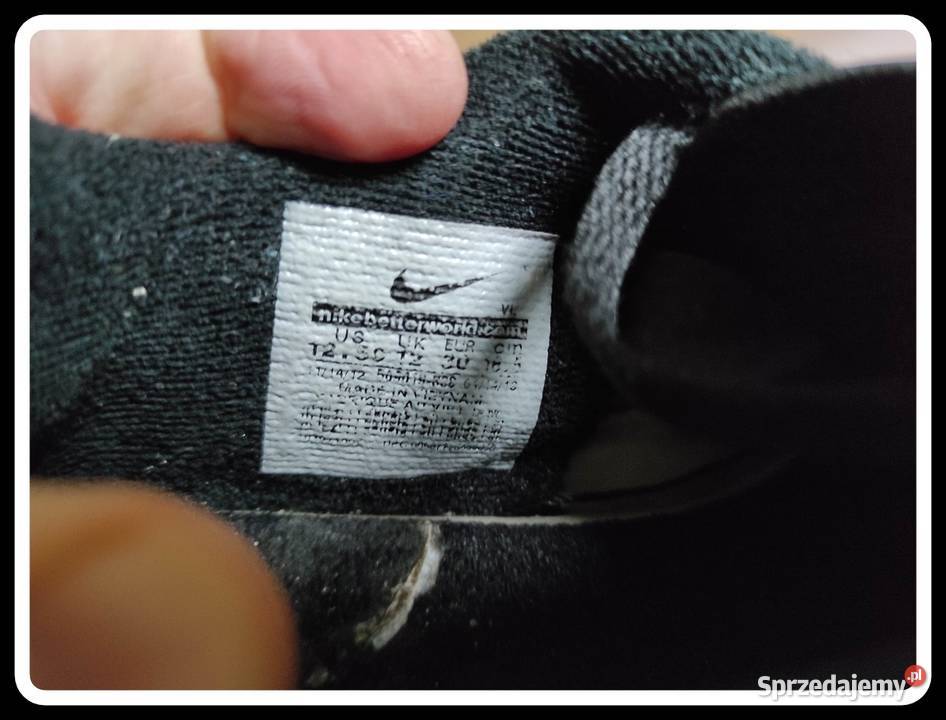 NIKE buty sportowe halówki do piłki nożnej 30 Płock
