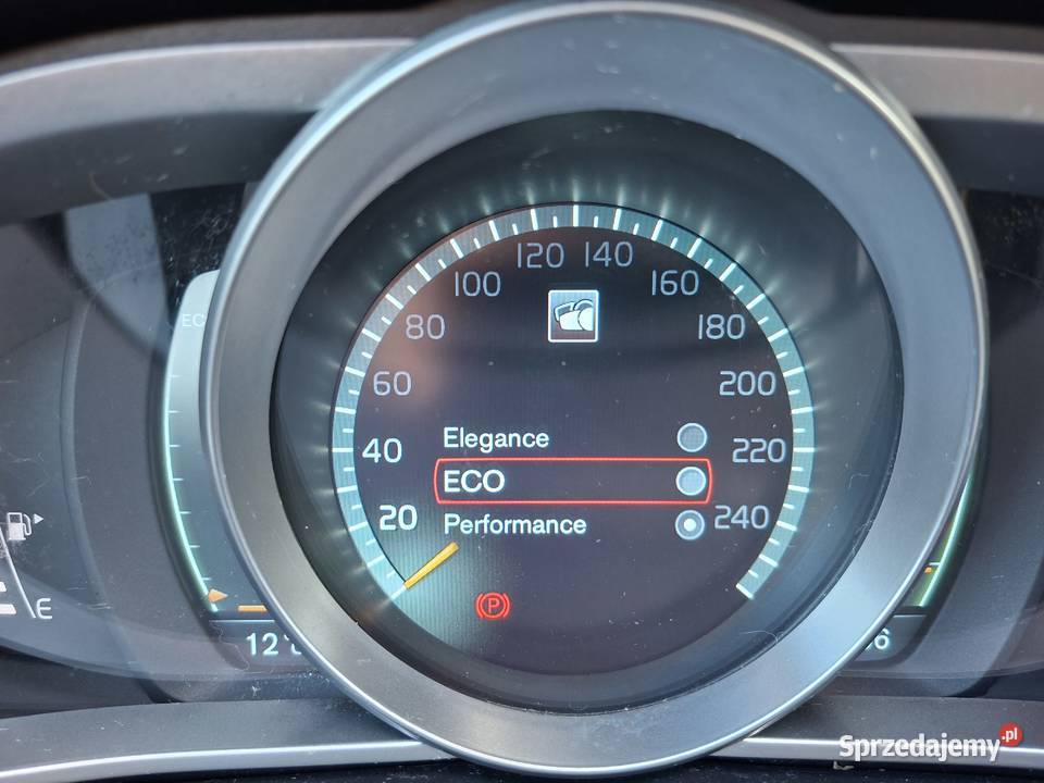 Volvo V40 16d FULL 114KM