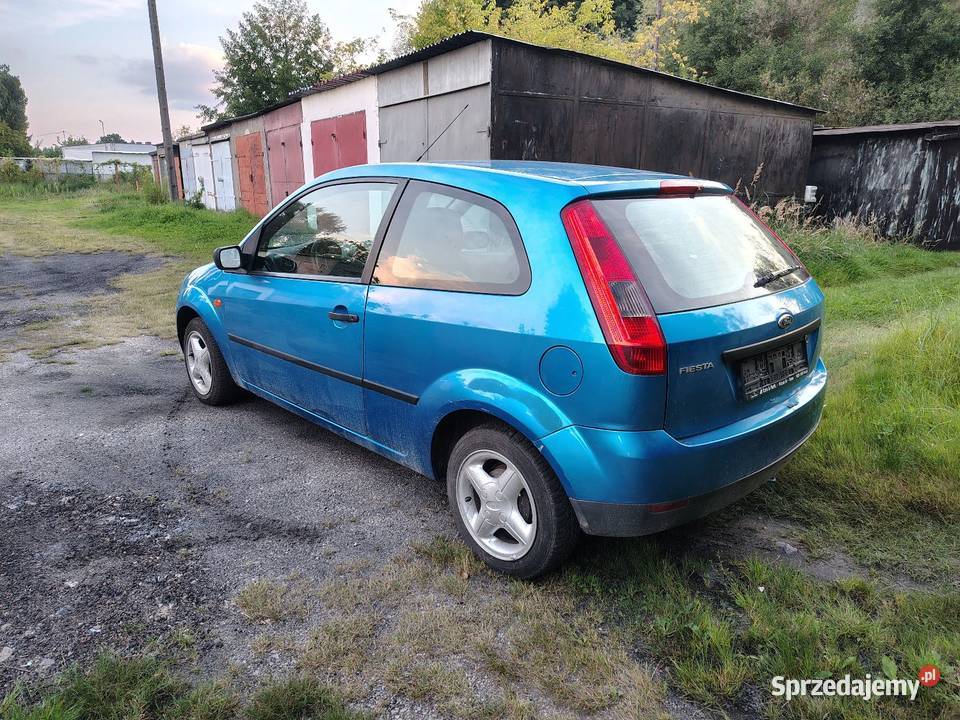 Ford fiesta nieuszkodzony