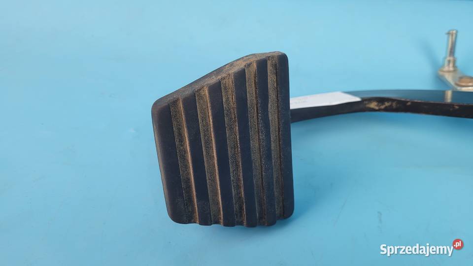 CASE IH PUMA 145 12r PEDAŁ SPRZĘGŁA 87566902 Kolno