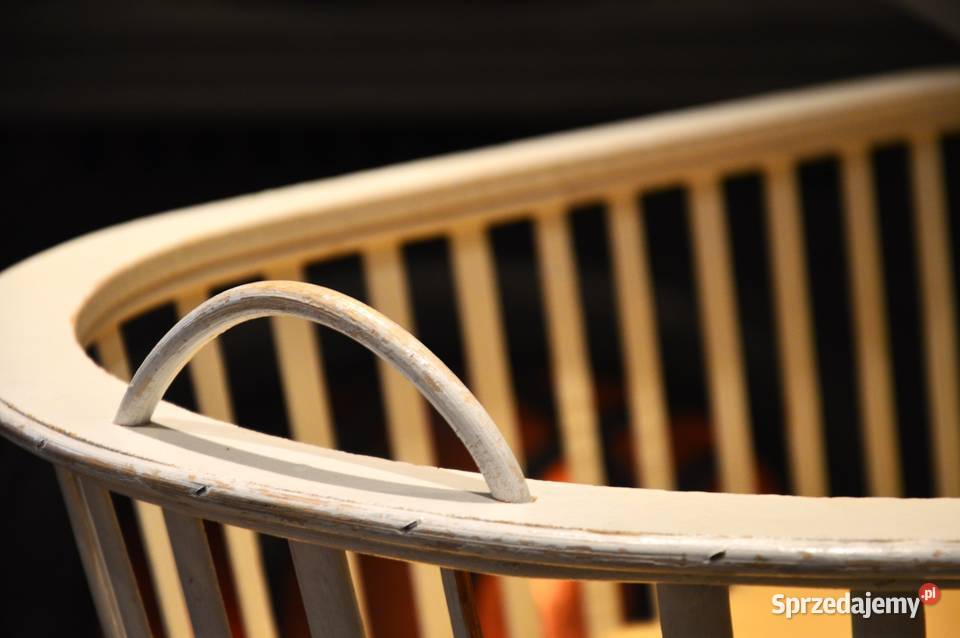 Łóżeczko dziecięce fotografia do studia do Meble Warszawa