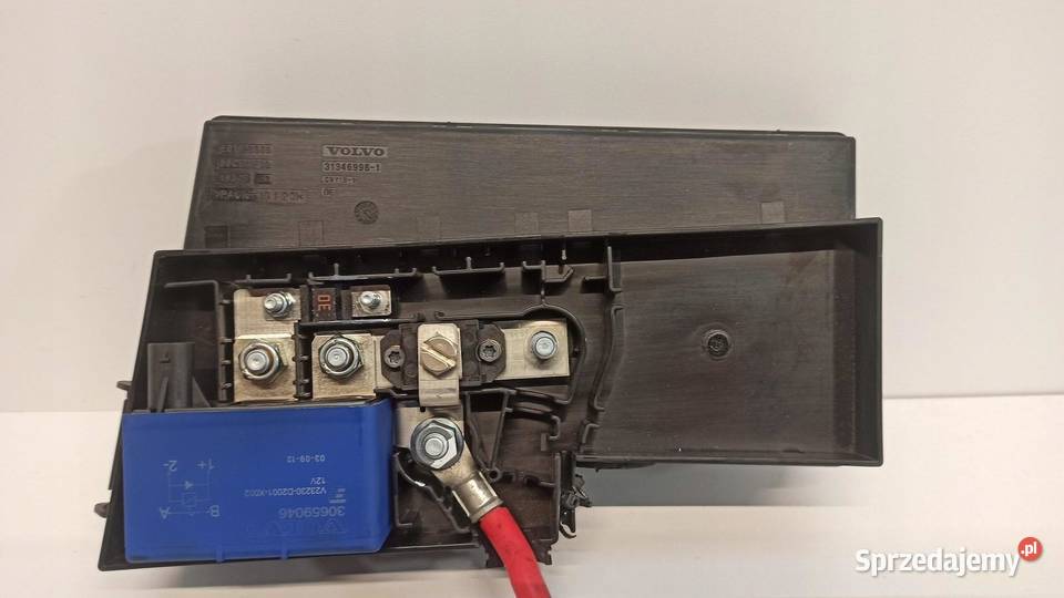 VOLVO V40 II PRZEKAŻNIK AKUMULATORA KLEMA