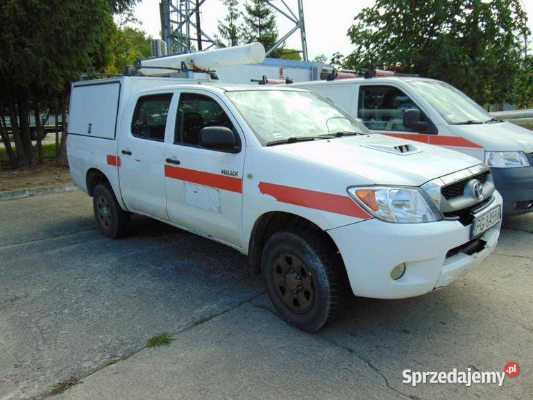 TOYOTA HILUX 2010 249400 ccm 120 236805km Warszawa