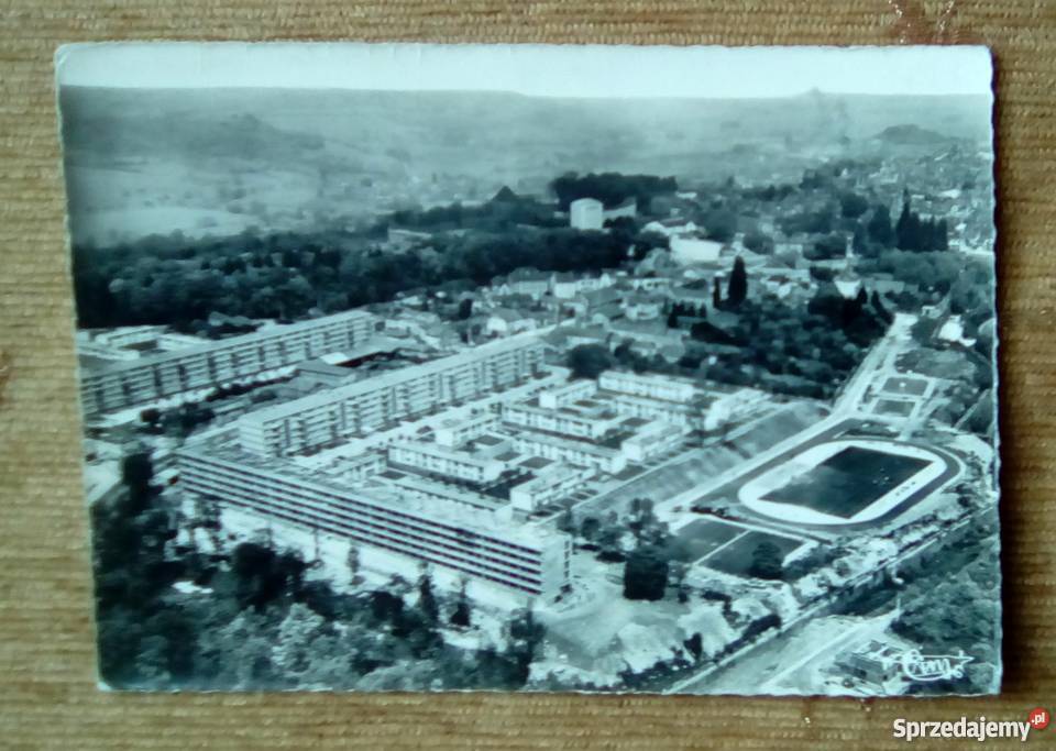 LANGRES PANORAMA MIASTA W DEPARTAMENCIE GÓRNA Piszczac