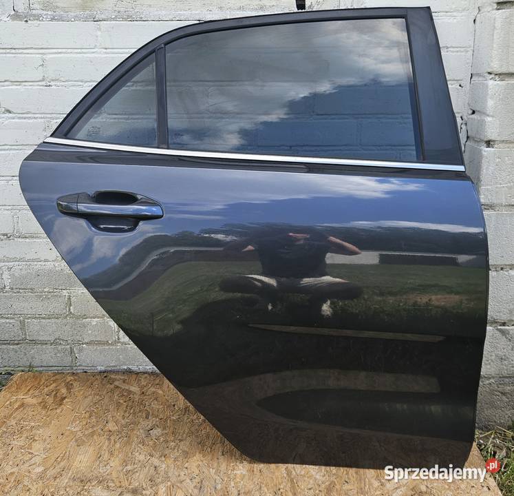 DRZWI PRAWY TYŁ KIA RIO IV ABT ORYGINAŁ LAK Warszawa sprzedam