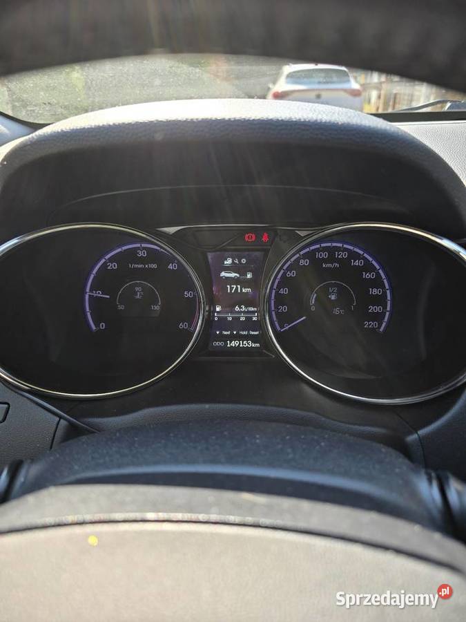 Sprzedam hundai ix35 17 crdi przebieg 149 stan mazowieckie
