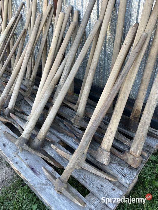 Kilof dwustrony z DDR Dom i Ogród Tuliszków