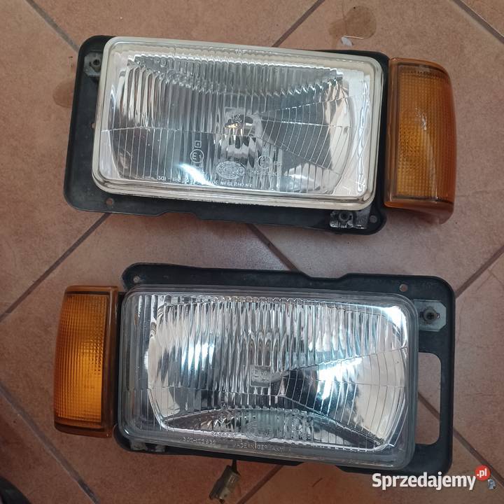 VOLKSWAGEN JETTA I LAMPY PRZEDNIE KOMPLET osobowe Pozostałe Rakoniewice